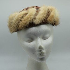 Gorgeous Vintage Hat! A  Brown Velvet, Cream Fur and Brown Satin Fascinator